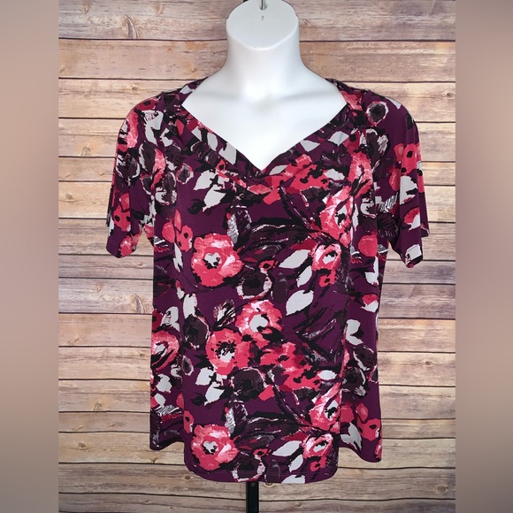 East 5th Floral V-Neck Blouse in Pink and Purple - Picture 1 of 8